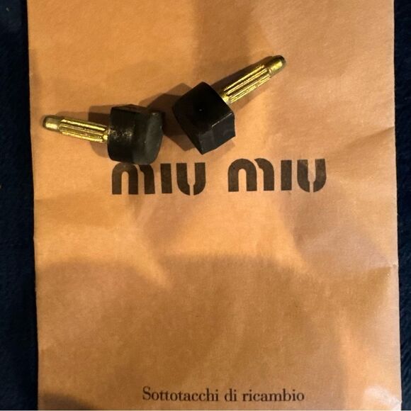 1990s Miu Miu Black High Heels. Size 41 - Picture 14 of 15